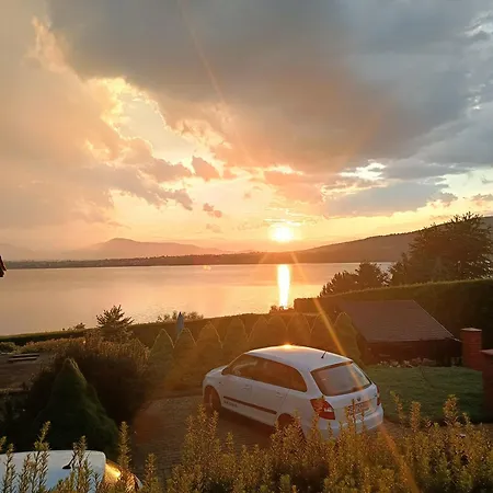 Urokliwy Dom Nad Jeziorem Zywieckim *